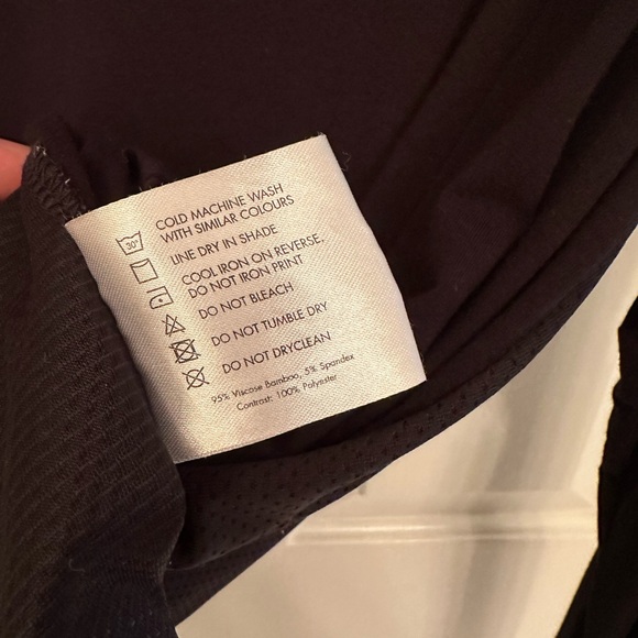 Cadenshae nursing/maternity top, size large, black, long sleeves - Picture 4 of 8